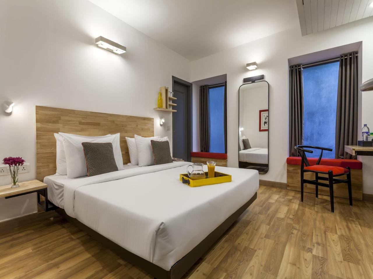 Oyo Townhouse 11 Esplanade Otel Kalküta Dış mekan fotoğraf