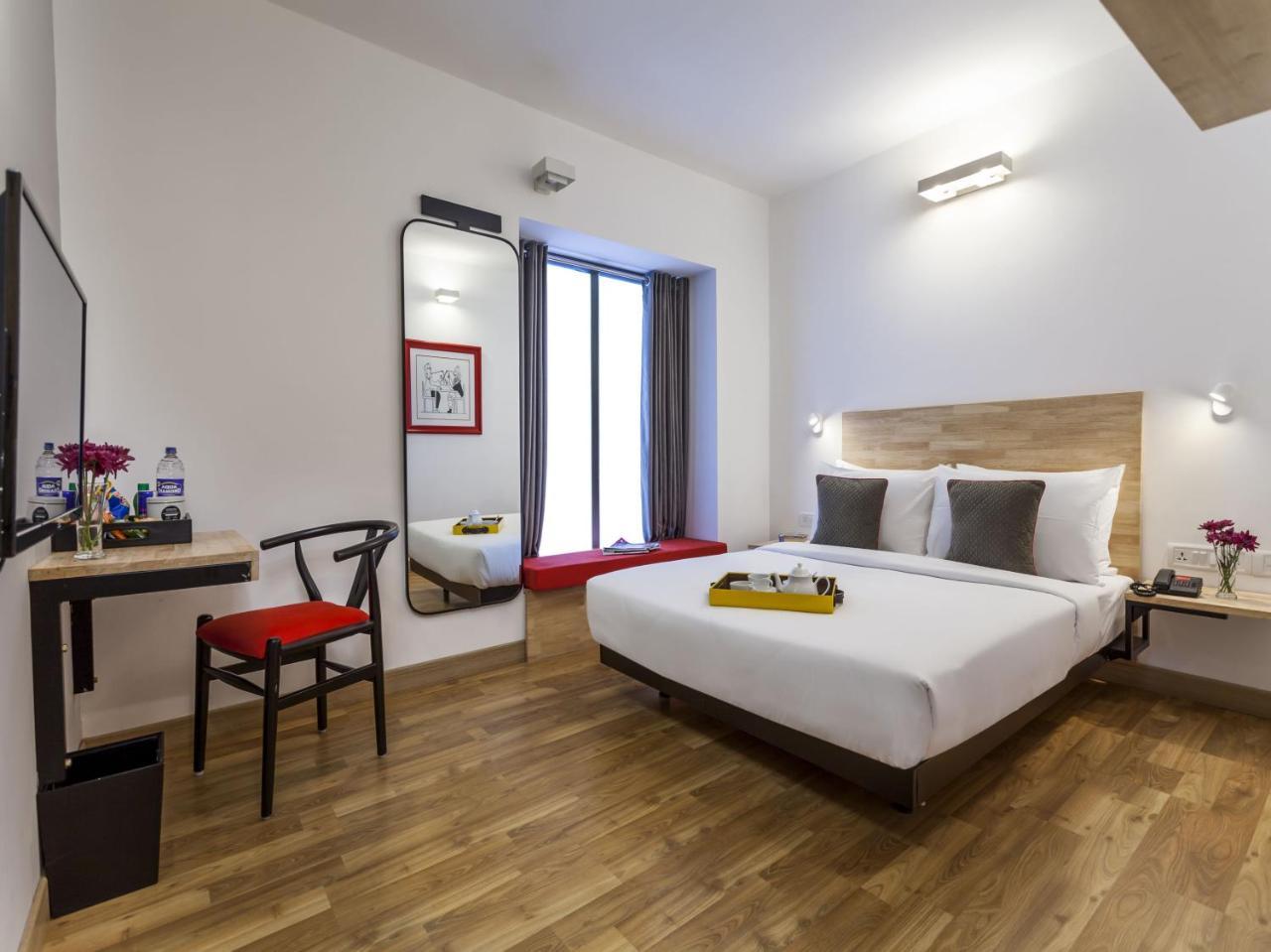 Oyo Townhouse 11 Esplanade Otel Kalküta Dış mekan fotoğraf