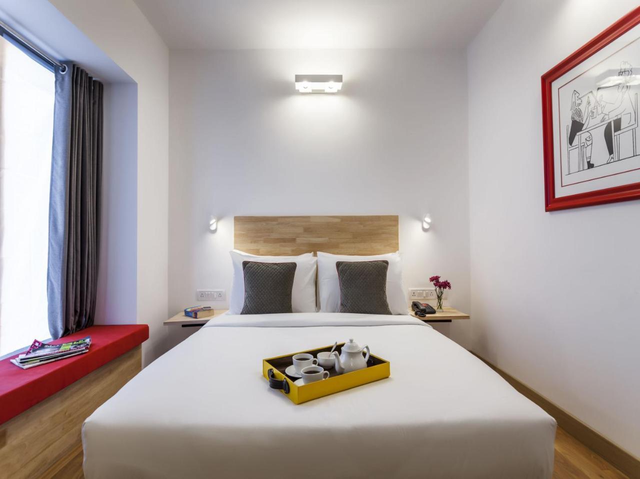 Oyo Townhouse 11 Esplanade Otel Kalküta Dış mekan fotoğraf
