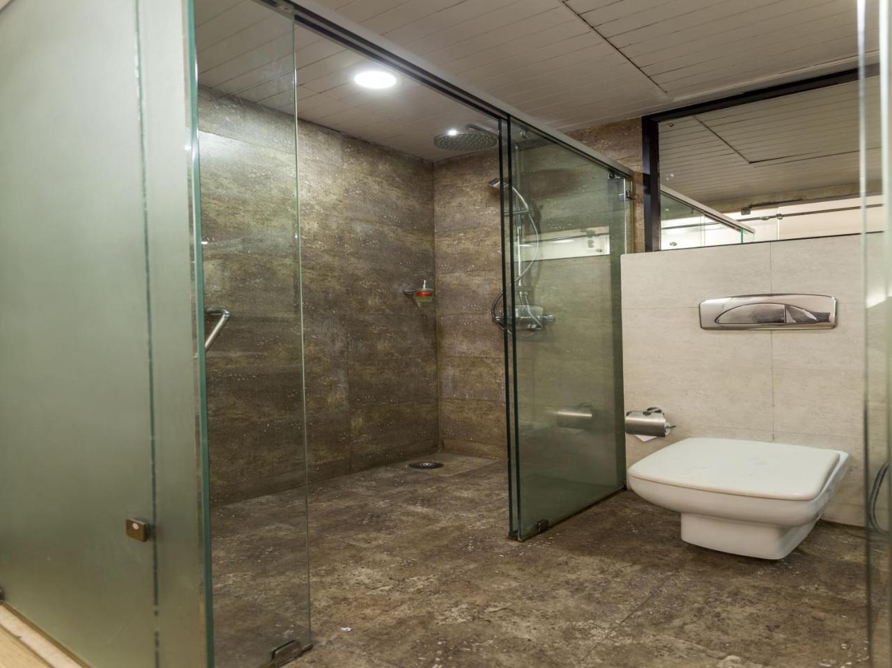 Oyo Townhouse 11 Esplanade Otel Kalküta Dış mekan fotoğraf